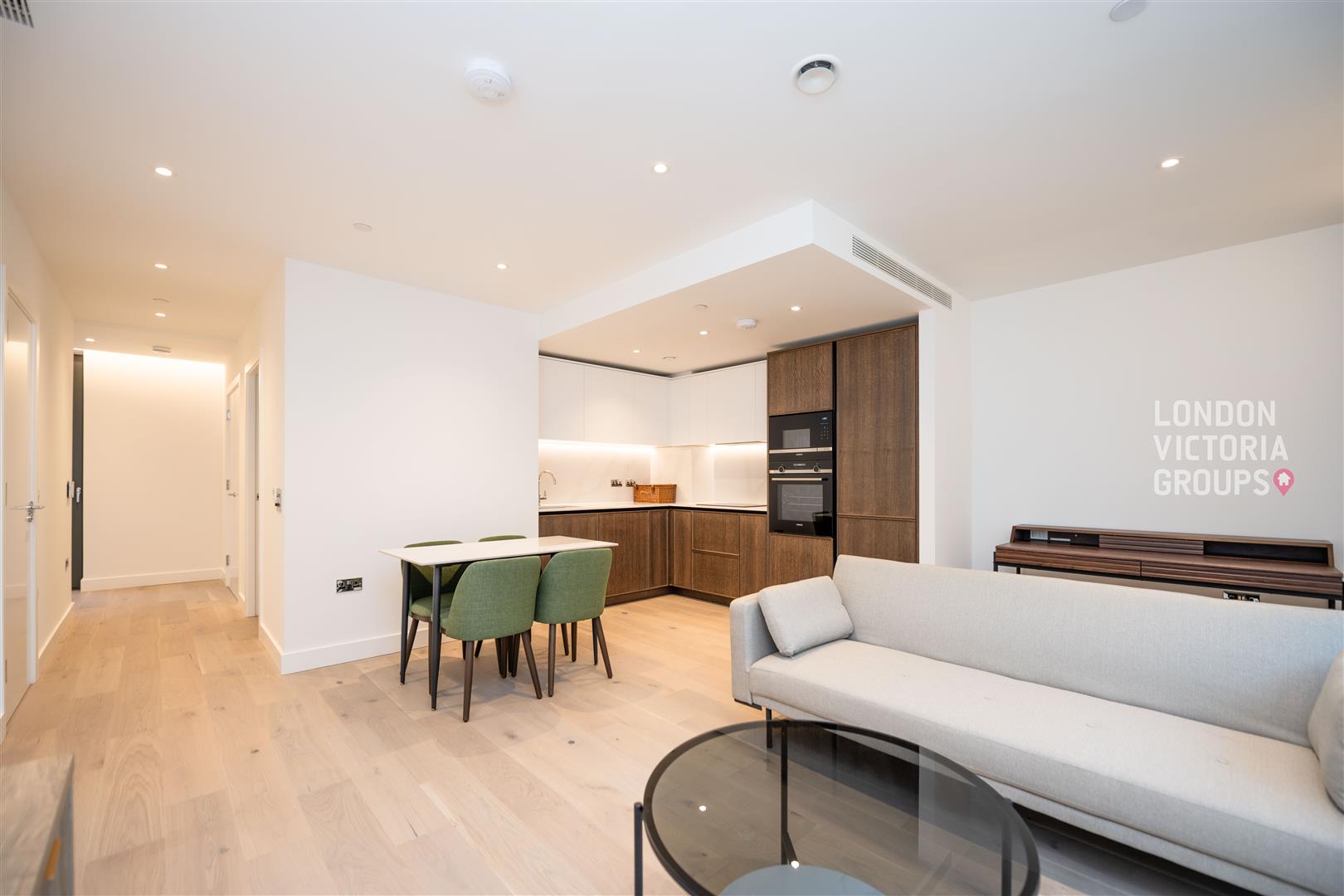 1 bed property in Emblem House, 11 Salutation Gardens, London